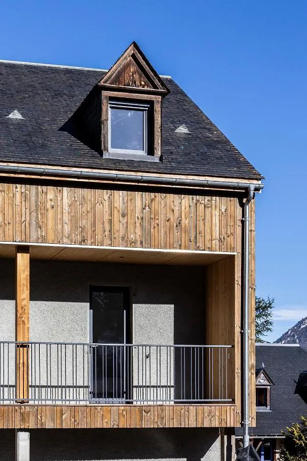 Gite La Lisiere Cadeac Holiday home